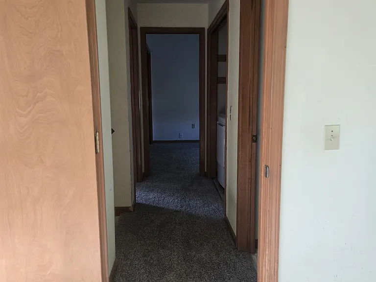 8031 Kingston Dr — Photo 5