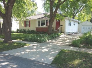 1406 13th Ave NE, Rochester, MN 55906