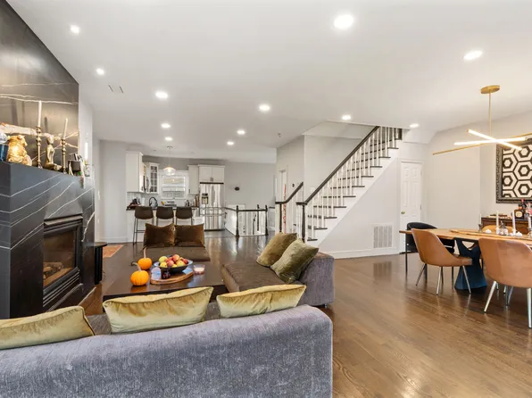 6 Mosely Avenue image 5 of 54