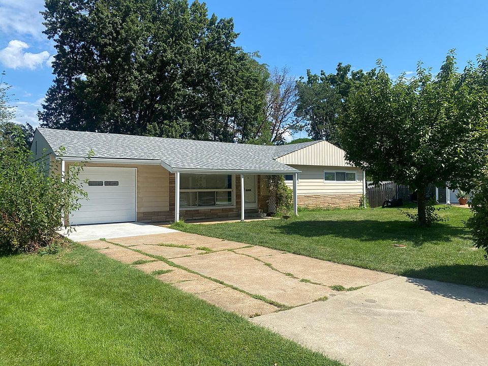 1st image of 7109 Fernbrook Dr