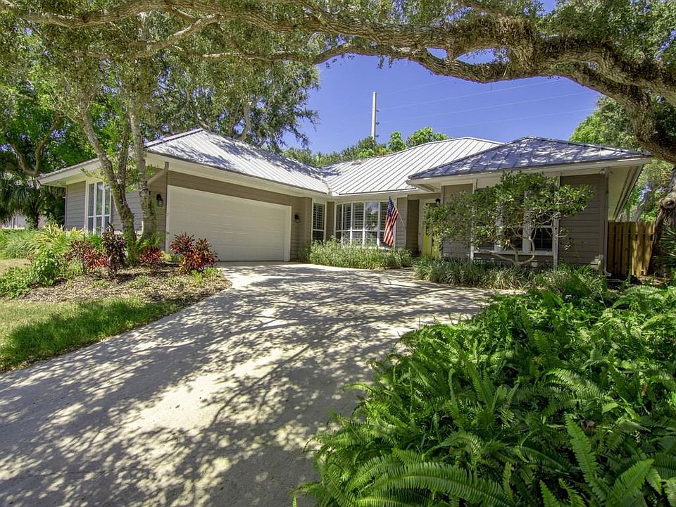 1st image of 1320 Poitras Dr