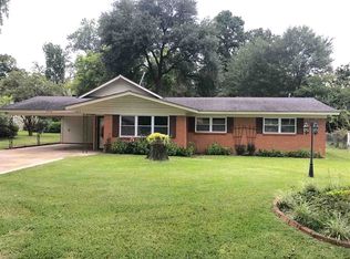 1116 Lynnwood Dr, Carthage, TX 75633