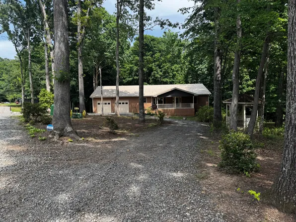 205 Little Creek Rd, Mooresville, NC 28115
