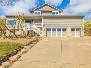 6992 Oak Valley Dr, Colorado Springs, CO 80919