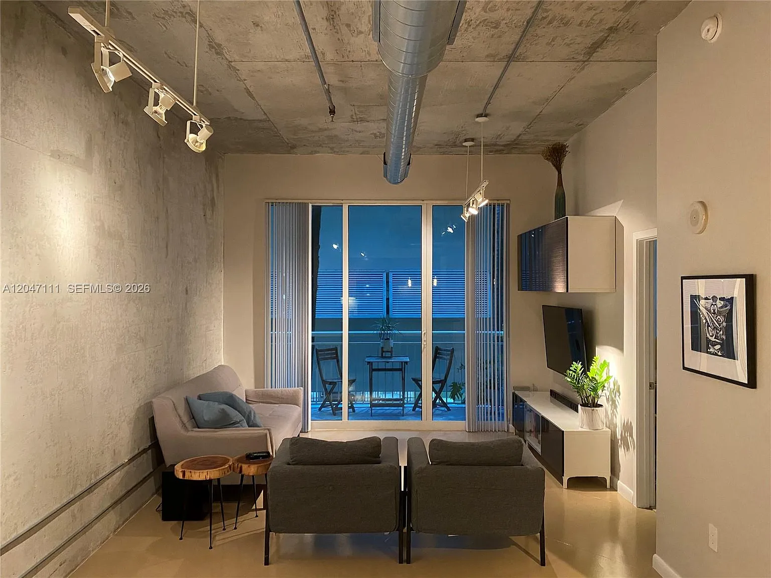 Cite Condo — Photo 2