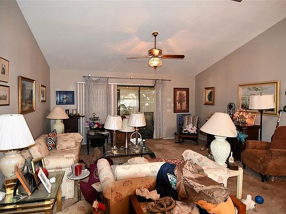 3rd image of 22356 Nyack Ave