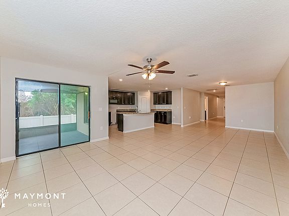 3rd image of 844 Chatham Walk Dr
