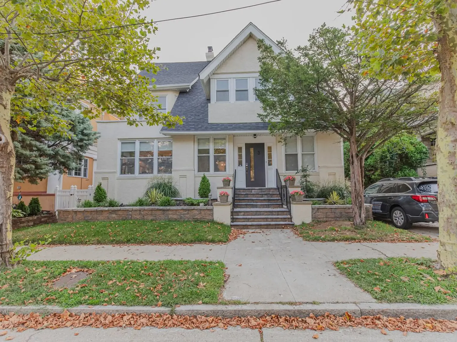 6 bed, 1500 sqft, $3,000 — Photo 1
