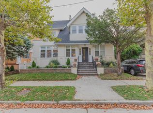 3 S Plaza Pl, Atlantic City, NJ 08401