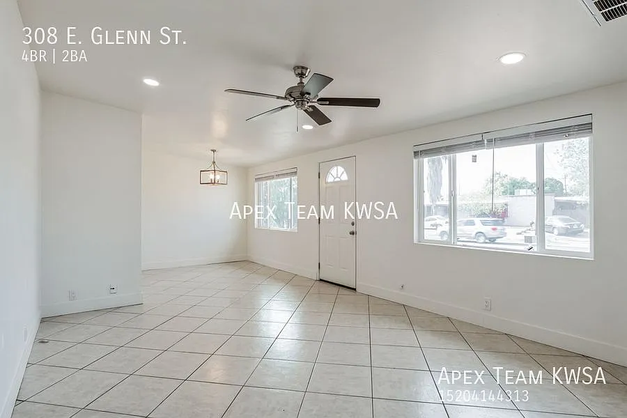 $1895- Beautiful, Renovated 4 Bed | 2 Bath Home with Spacious Backyard Available NOW! — Photo 2