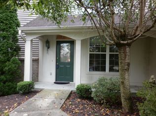 2266 Edenderry Dr, Crescent Springs, KY 41017