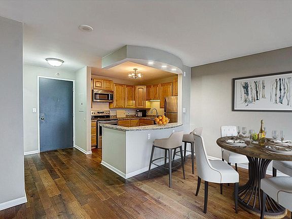 5th image of 1660 N Prospect Ave Unit 1812