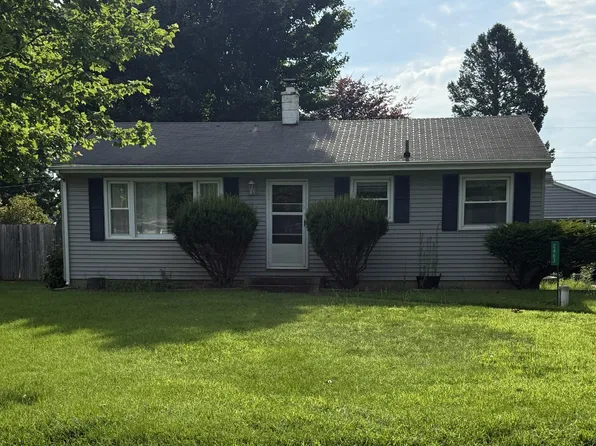 2463 Virginia Rd, Benton Harbor, MI 49022