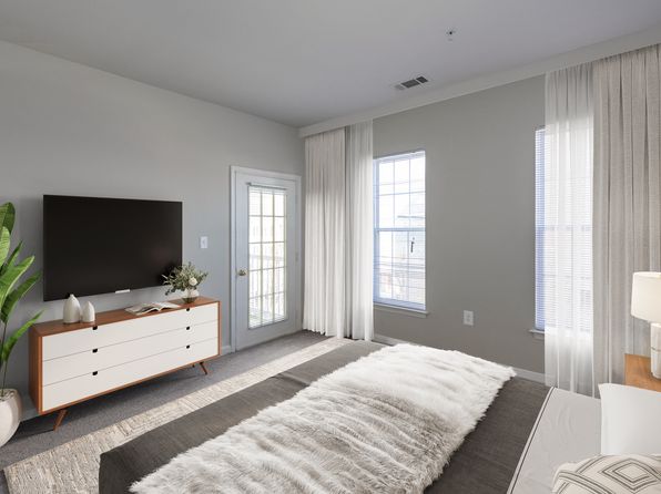 Pinnacle at Town Center | 19860 Century Blvd, Germantown, MD