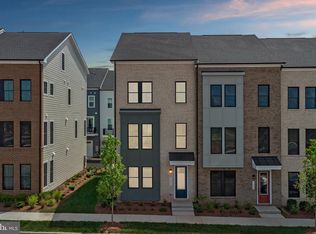13922 Aviation Pl, Herndon, VA 20171