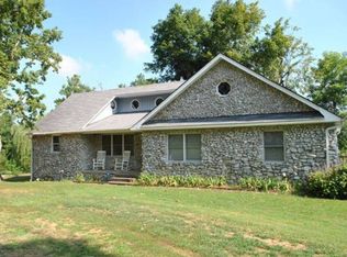 3289 State Route 384, Mayfield, KY 42066
