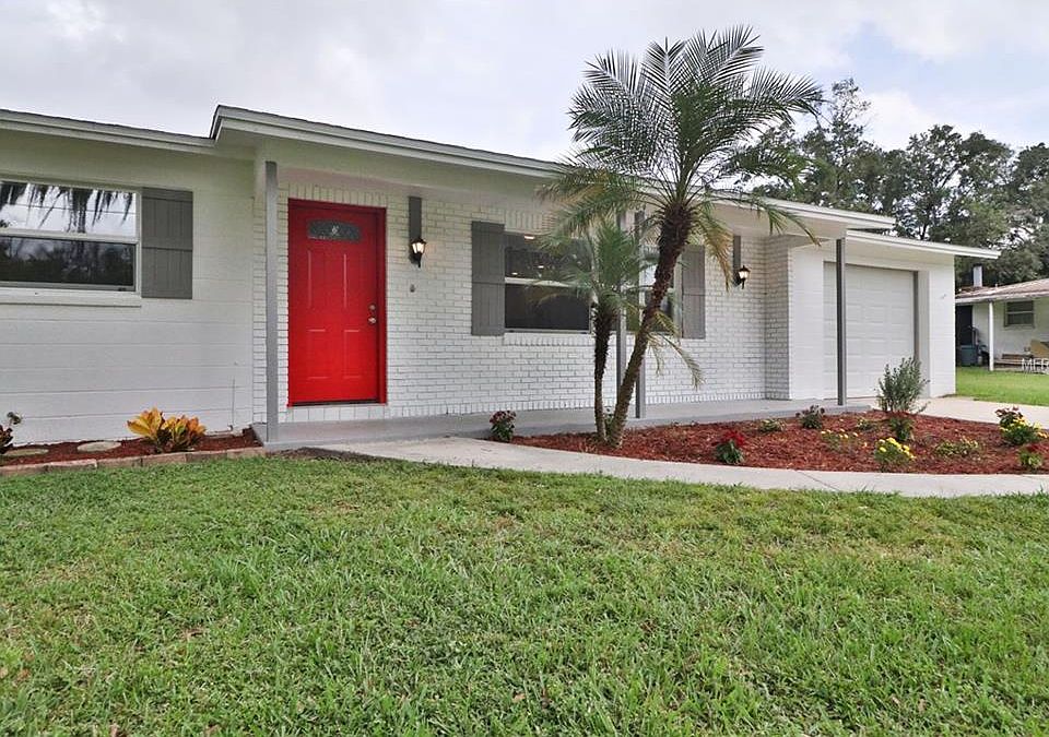 1st image of 13804 W Meadow Oaks Dr