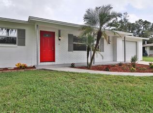 13804 W Meadow Oaks Dr, Dover, FL 33527