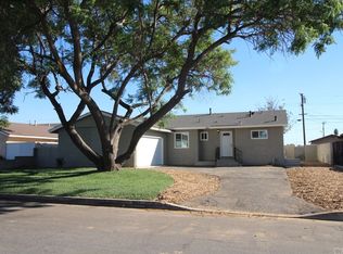 651 E Erwin St, Rialto, CA 92376