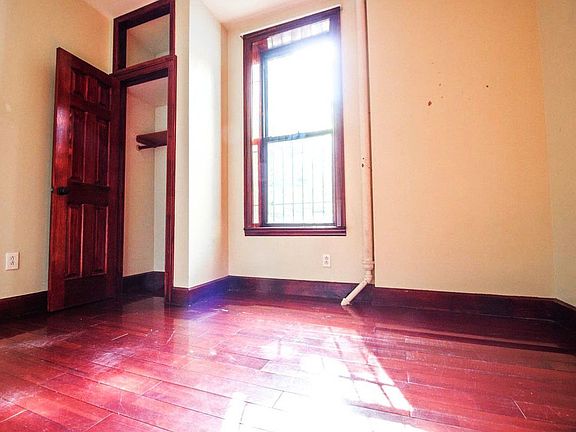 4th image of 631 Sterling Pl APT 2