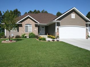 1712 Overlook Ridge Rd, Brookings, SD 57006