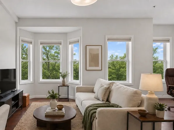 256 Bremen St #Penthouse, Boston, MA 02128