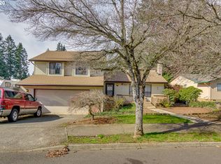 18015 Davis St, Sandy, OR 97055