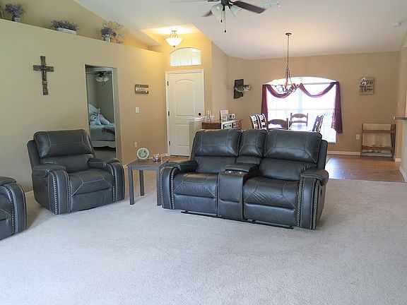 3rd image of 3370 W Seahorse Ln