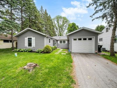 1718 Churchill Dr, South Bend, IN, 46617