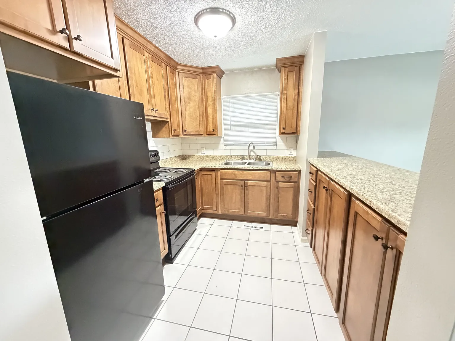 2 bed, 680 sqft, $950 — Photo 3