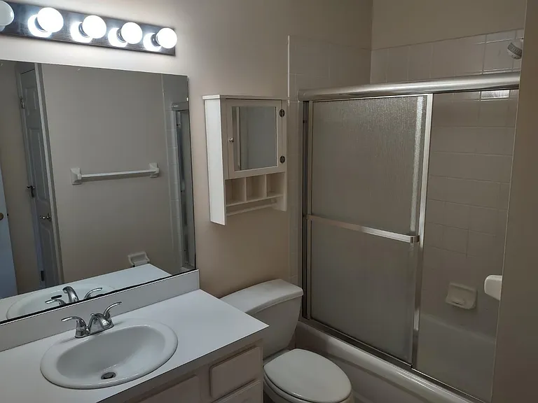 2418 Hydrangea St — Photo 8