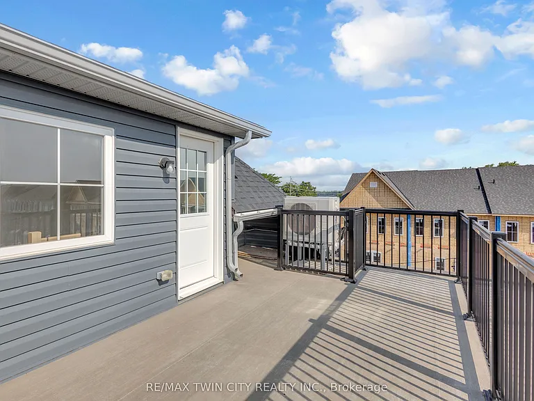 677 Park Rd N #17 — Photo 43