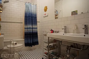 Rented by Rennit Inc.