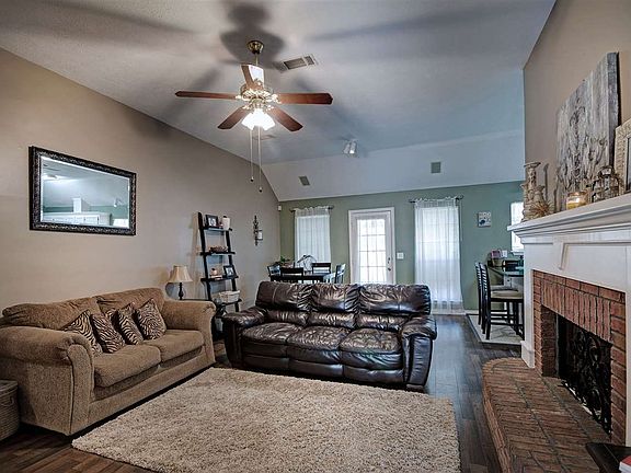 5th image of 1157 Barnett Bend Dr