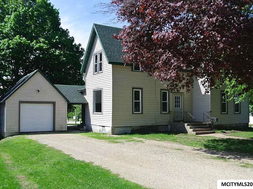 1st image of 142 W Main St
