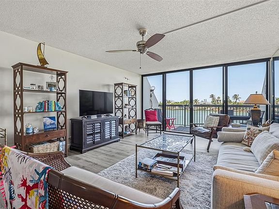 4th image of 9495 Blind Pass Rd APT 206