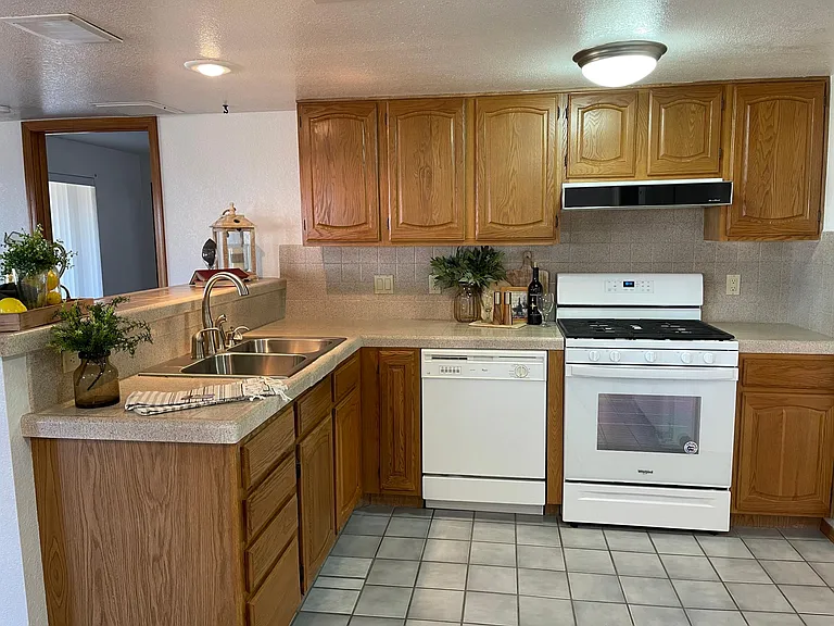 3971 Coral Reef Dr — Photo 10
