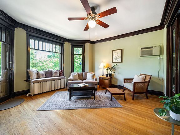 3rd image of 711 Washington Blvd APT 2E