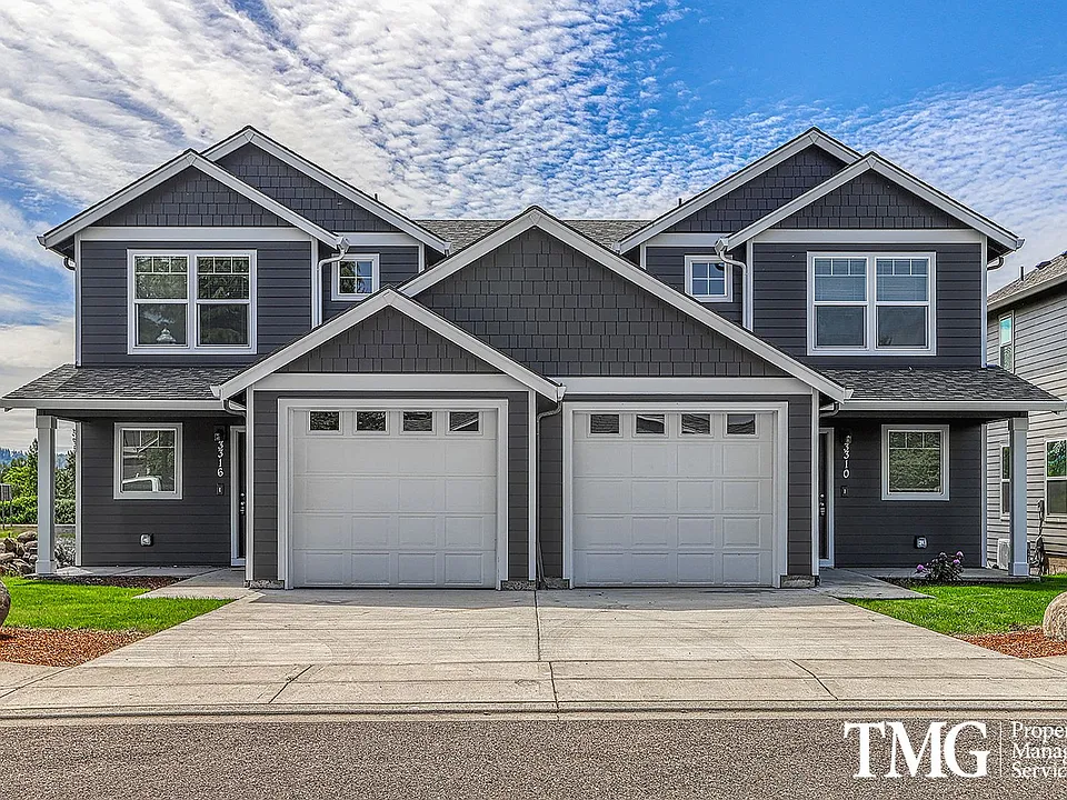 3316 Lewis Ln
