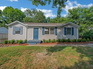 209 Creekside Dr, Clarksville, TN 37042