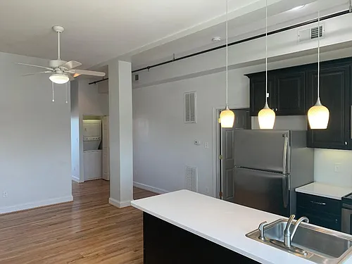 1103A N Arthur Ashe Blvd #B Photo 1