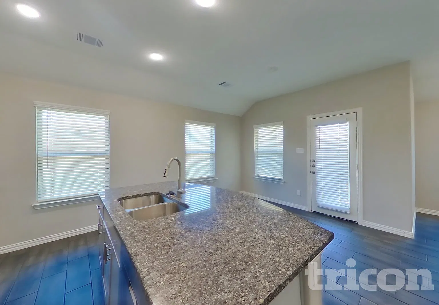 831 Cavalcade Drive Ferris TX — Photo 4