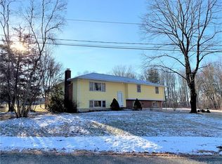 36 Old Colony Rd, North Stonington, CT 06359