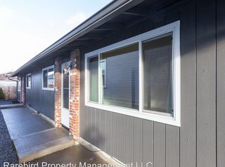 707 N Sumner St, Portland, OR 97217