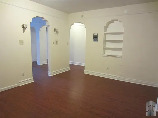 Rented by Skyline Group Real Estate | media 36