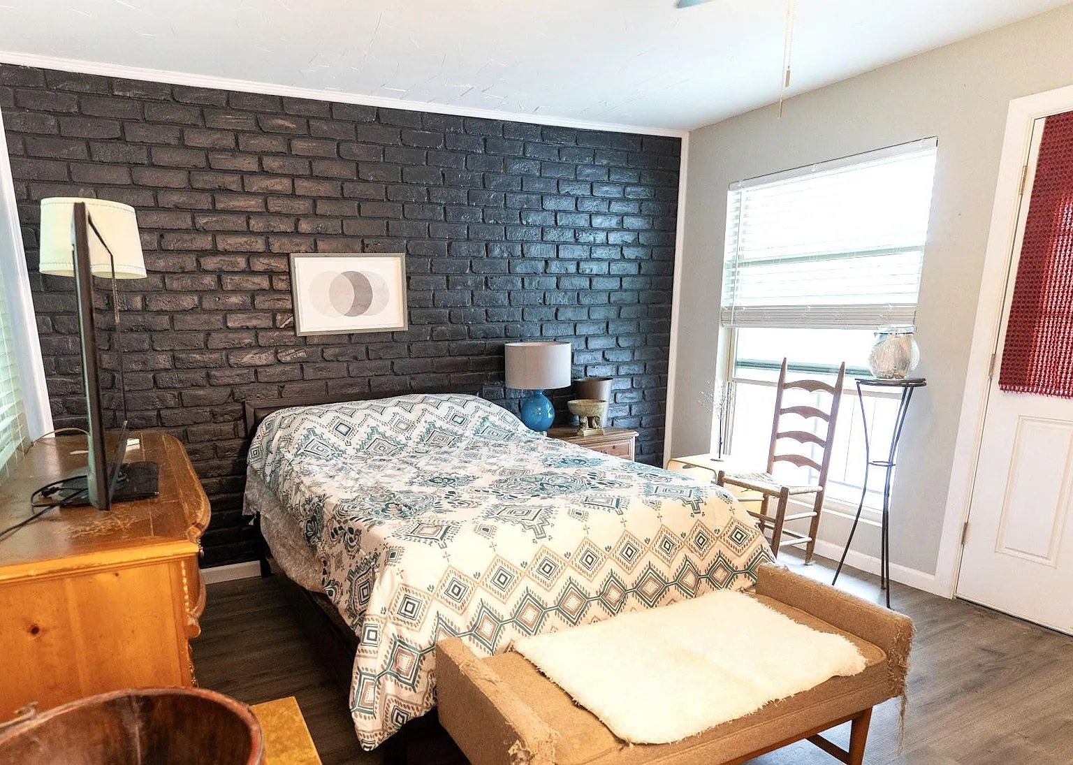 4 bed, 2.5 bath, 1470 sqft, $936 — Photo 3