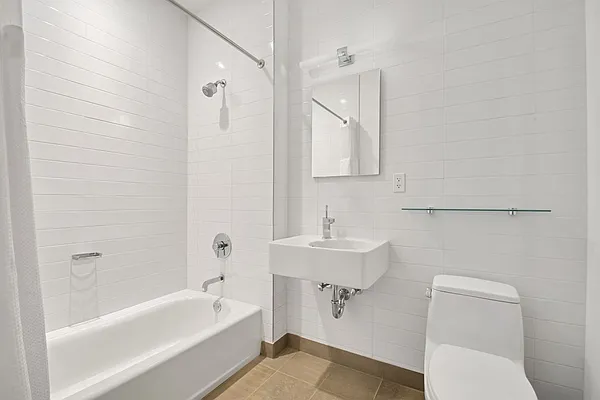 Rented by Compass | media 16