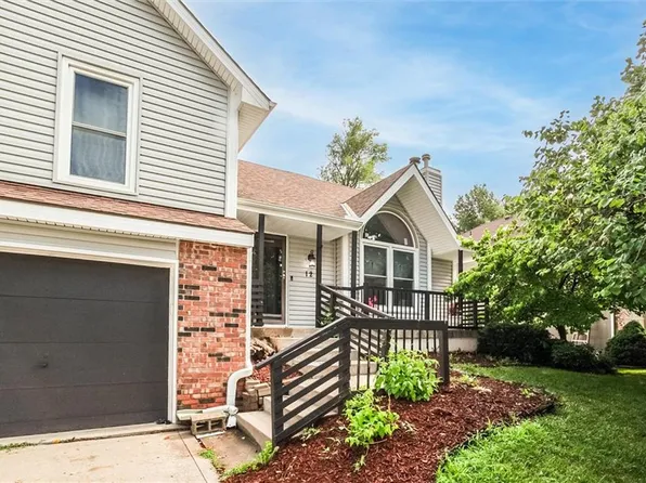 12 NE 110th Ter, Kansas City, MO 64155