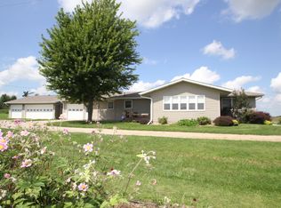 5939 15th Ave, Garrison, IA 52229