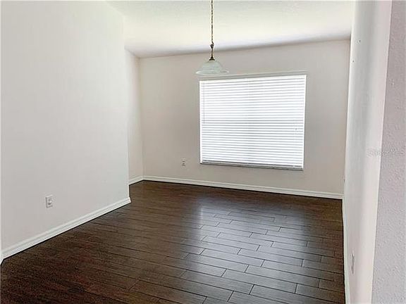 5th image of 12527 Lake Vista Dr